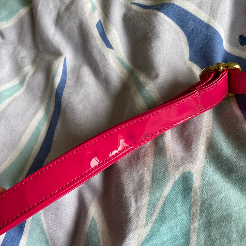 Designer style hot pink handbag - Picture 4 of 5